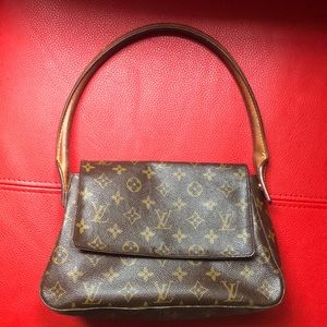 Louis Vuitton Mini Looping Shoulder Bag